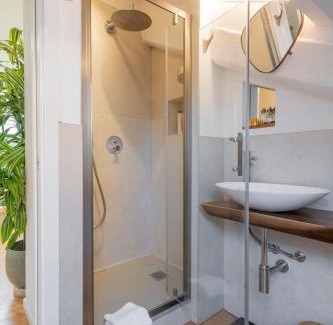 Magenta Apartment | Bright penthouse attic in the heart of Milan