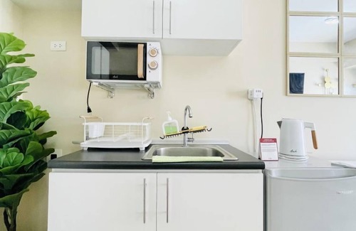 Mandurriao Apartment | Bright Studio at Avida Towers Atria