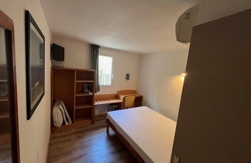 Millau Hotel | Brit Hotel Essentiel Millau