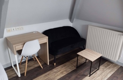 Guingamp Hotel | Brit Hotel L'Arrivée Guingamp