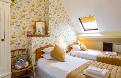 Stratford-upon-Avon House | Broadlands Guest House