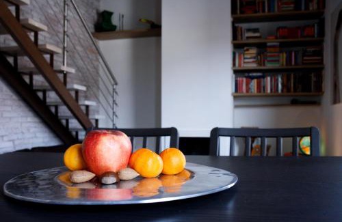 Isolotto Apartment | Bronzino loft