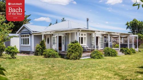 Martinborough House | Brooklands Cottage The Award Winning Villa
