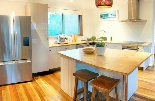 Brunswick Heads Apartment | Bruns Beach Apartment - Sun Surf Sand ~ Long Stay Discounts