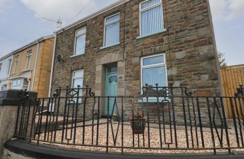 Burry Port House | Brynawel