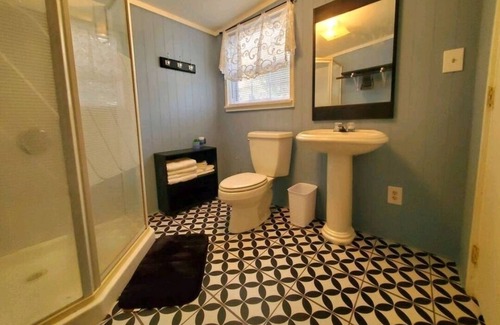Magnolia Bluffs Apartment | BT's Cottage Hideaway