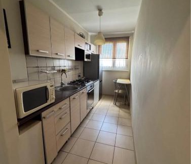 Konin Apartment | Budżetowe mieszkanie 40 m centrum konina