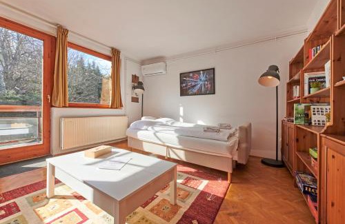 Kutvolgy Apartment | Buda Hills Hideout