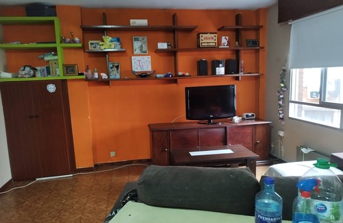 Oviedo City Centre Apartment | Budget apartment 10 min from downtown Oviedo
