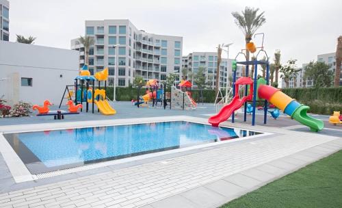 Dubai Apartment | Budget-friendly 2bd Near Expo With A Huge Pool