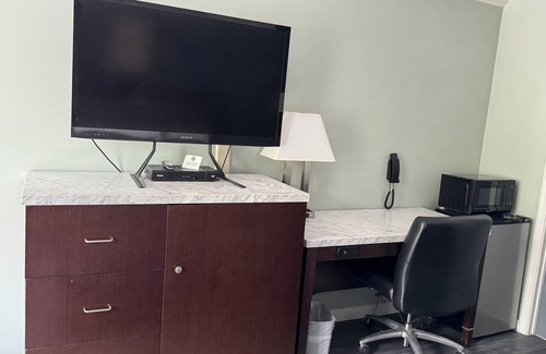 Thornhill Hotel | Budget Inn