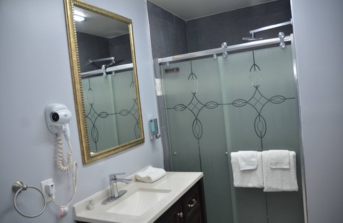 Thornhill Hotel | Budget Inn