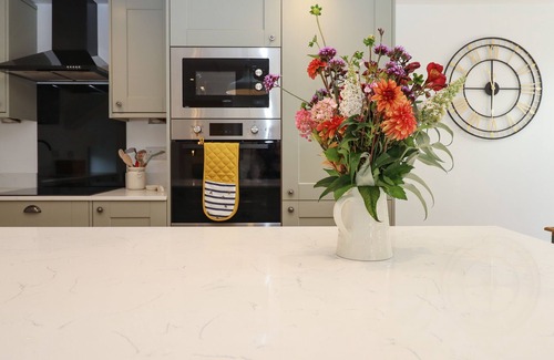 Nynehead Cottage | Bumblebee Cottage