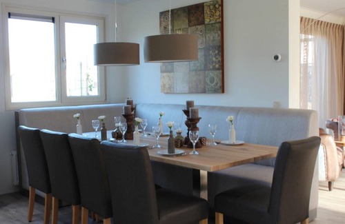 Municipality of Hellevoetsluis House | Bungalow ∙ 5 bedrooms ∙ 10 guests