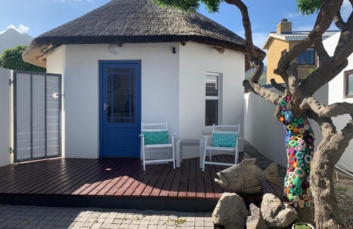 Kleinmond Apartment | Bungalow by the sea near Cape Town
