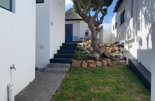 Kleinmond Apartment | Bungalow by the sea near Cape Town
