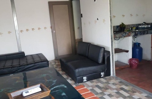 Monterrico Apartment | Bungalow Vitral comedor,cocina equipada y piscina
