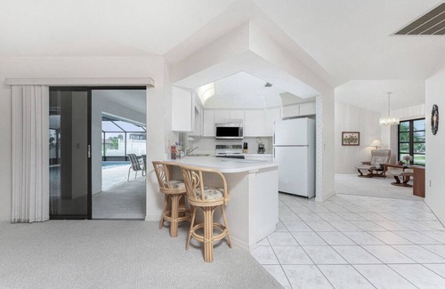 Pebble Beach House | Bunker Lane Breeze – Rotonda West Pool Retreat