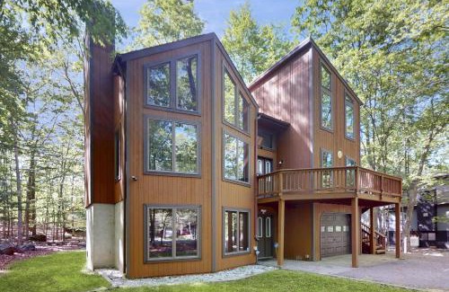 East Stroudsburg House | Burntwood Retreat