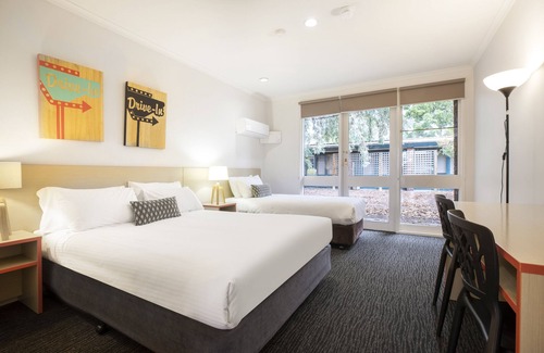 Vermont South Hotel | Burvale Hotel