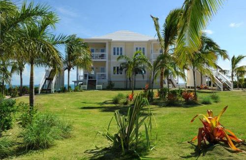 James Cistern Apartment | Buttonwood Reserve by Eleuthera Vacation Rentals