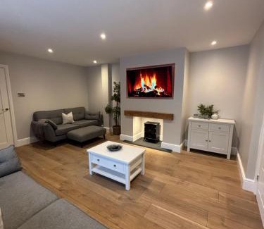 Gwynedd- Snowdonia House | Bwlch y maen