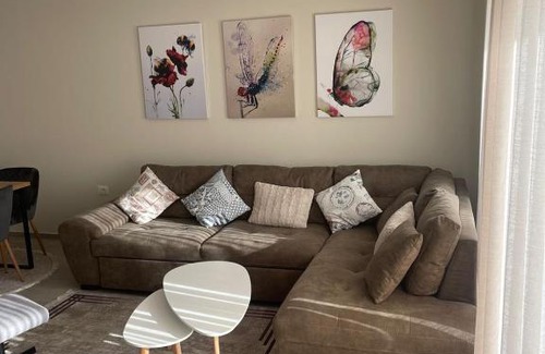 Ishem Apartment | By Breeze Apartments