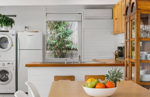 Byron Bay House | Byron bay Luxury Homes - Lower Decks