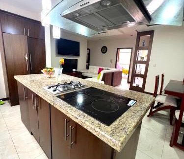 Loja House | Cómodo alojamiento cerca del Supermaxi