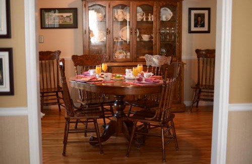 Grand Falls Bed & Breakfast | Côté's Bed & Breakfast