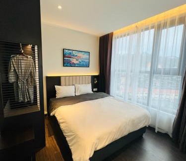 Hon Gai Apartment | Căn hộ 2 ngủ Sapphire Hạ Long