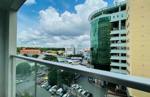 Tan Binh Apartment | Căn Hộ Sky Center Cách Sân Bay 5p