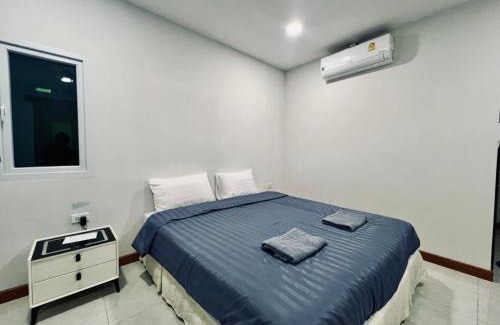 Lom Sak Hotel | C-Code Resort