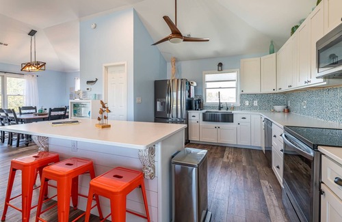 Carova Beach House | C9431 Sea Stars. Canalfront, 4X4 Area, Boat Ramp, Dock!