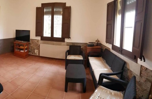Gualba de Dalt Cottage | CA LA MARIA - ALLOTJAMENT RURAL HUTB-075541
