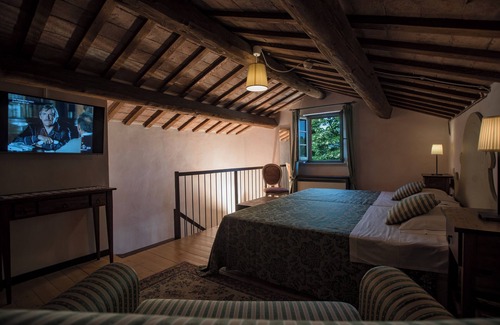 Montecalvo in Foglia Hotel | Ca' Virginia - Guest House