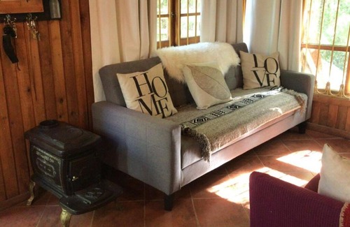 Casa de Lata House | Cabaña con Chimenea en el bosque-Termas de Chillan