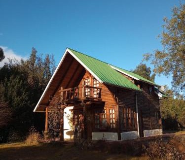 Lago Puelo Cabin | Cabaña Ruca Kushe
