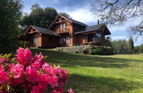 Pucon House | Cabañas Los Canelos Hermosa granja en Pucón