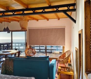 Curanipe House | Cabañas Refugio Costero