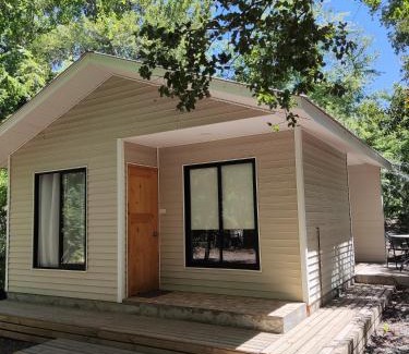 Rio Claro Cabin | Cabañas Siete Tazas