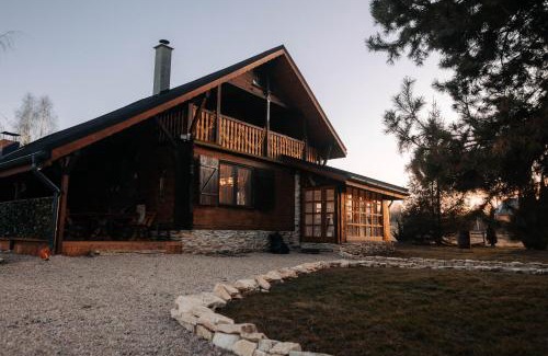 Risca Cabin | Cabanele Zenhouse