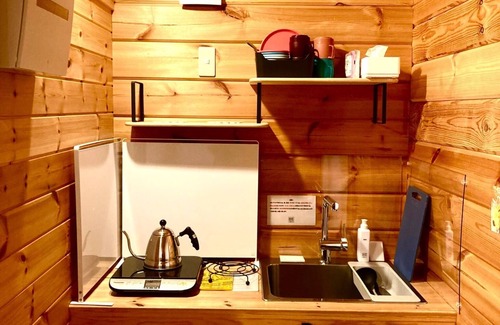 Kita Karuizawa RV Rental | Cabanon mignon Living in a small cabin in the f/Agatsuma County Gunma
