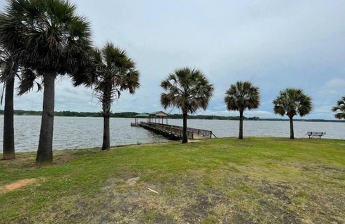 Negreet Cabin | Cabin 16 at Tranquility Bay Resort