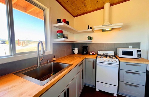 Landers Cabin | Cabin Des Artiste - For The Creative Mind