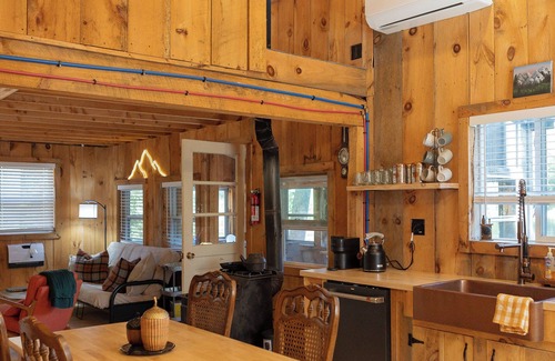 Hill Cabin | Cabin on a private lake + RV hookup. Surrounded by trails, lakes, and wildlifen