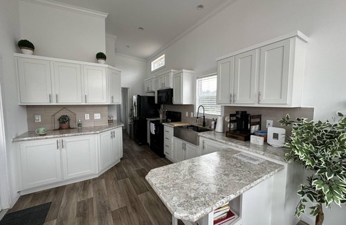 Georgetown Cabin | Cabin with Inclusive Resort Amenities - Cabin with Inclusive Resort Amenities