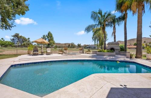 Moon Mountain Vistas House | Caddy Shack 6BD Pool with Golf Views - Arcade - Pool Table