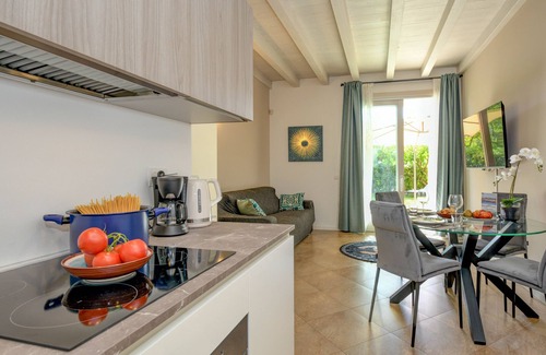 Colombare Apartment | Caesar Sirmione Luxury Apartment F02