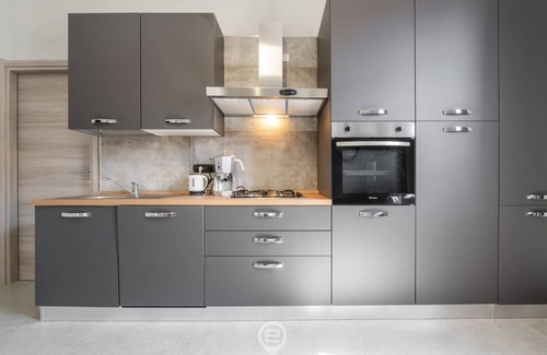 Province of Cagliari Apartment | Cagliari Shopping District Flat
